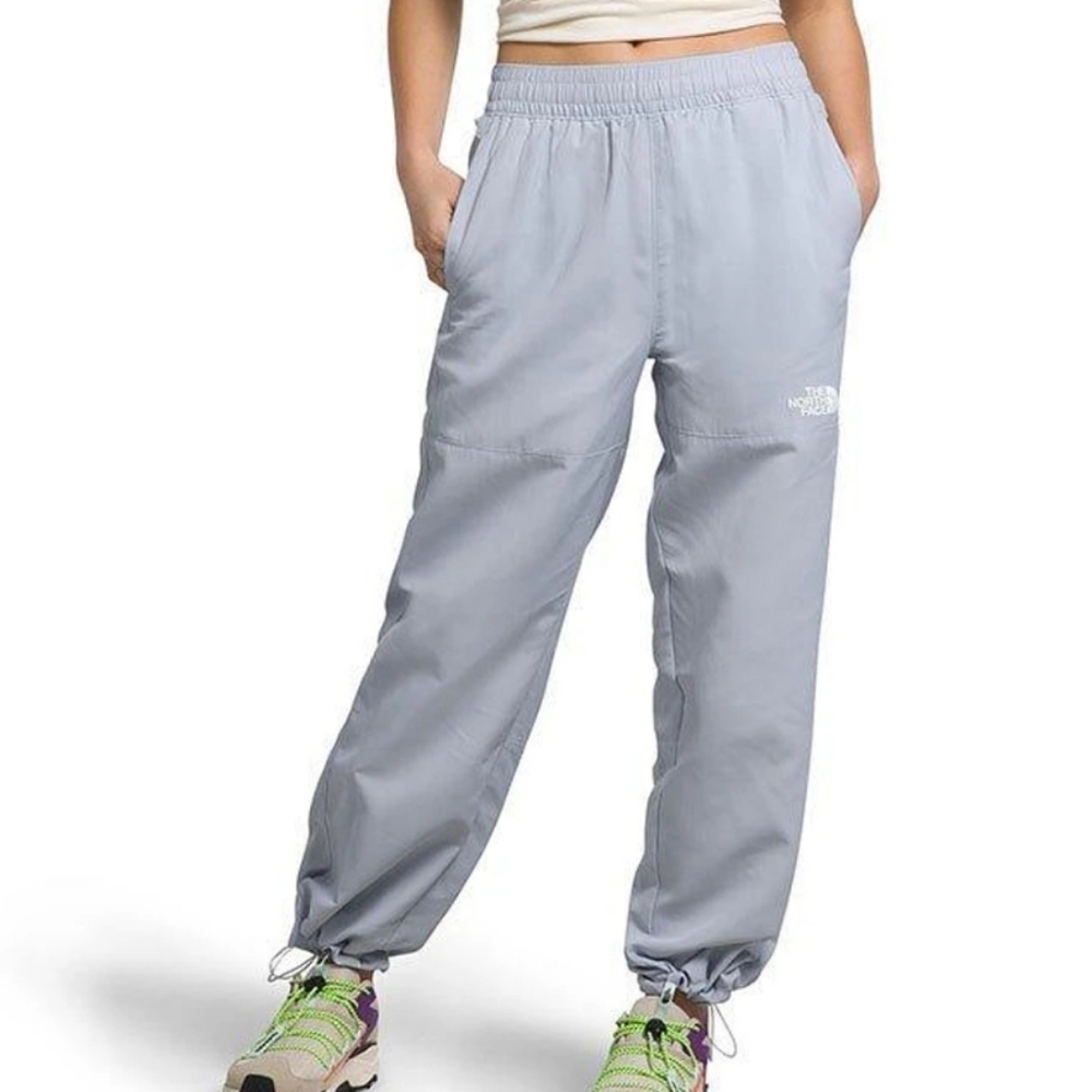 NWT Women's North Face wind pants